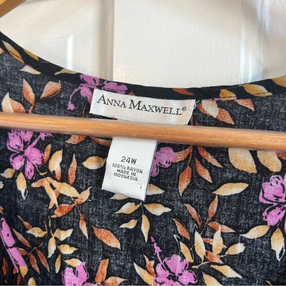 Floral Black and Purple Sleeveless Scoop Neck Maxi Sundress - Picture 5 of 7